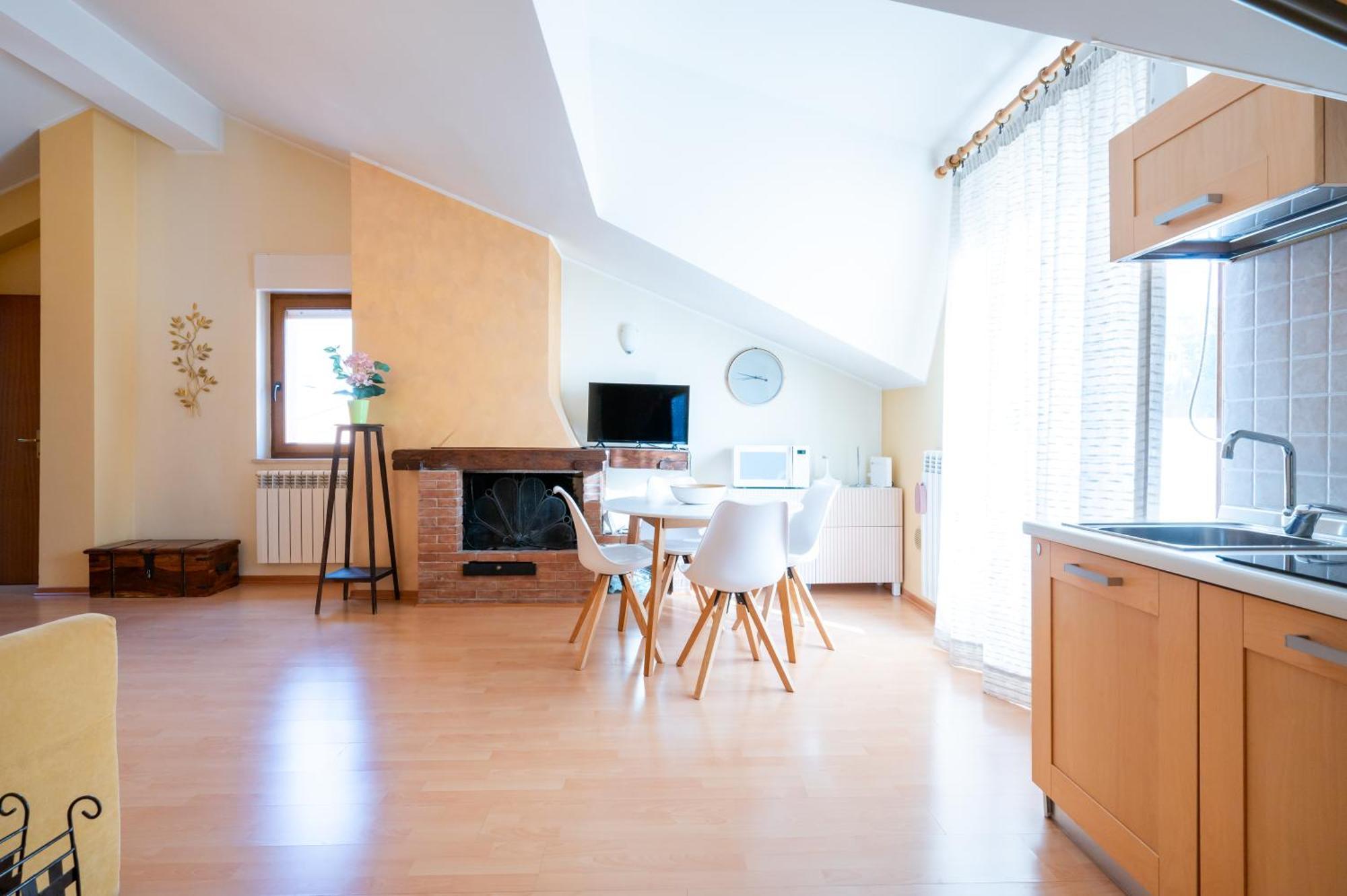 La Mansarda Apartment Кастел ди Сангро Екстериор снимка
